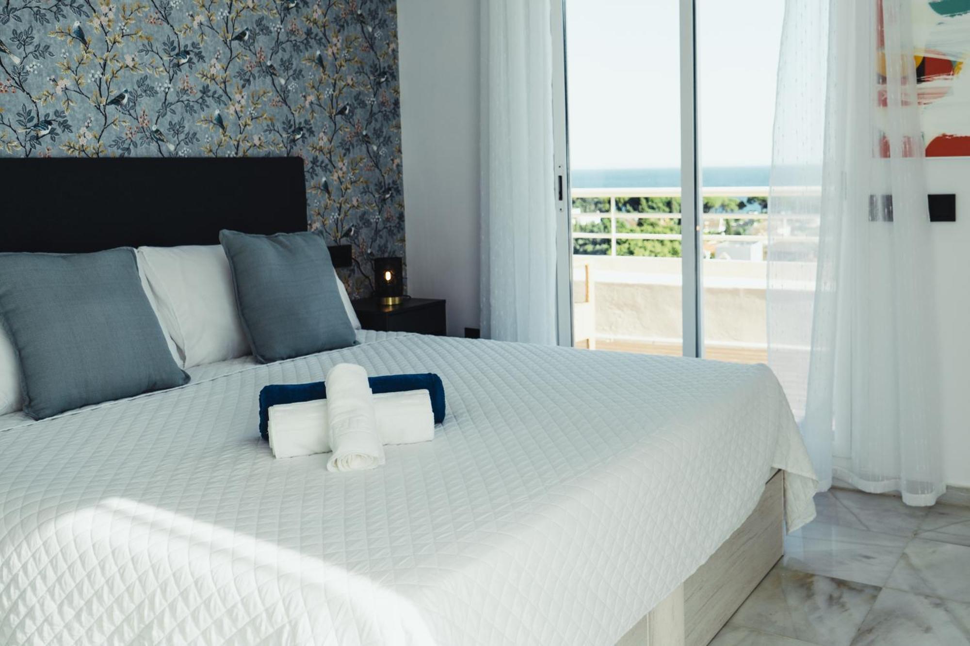 Atico Duplex-las Vistas De Laia Apartament Marbella